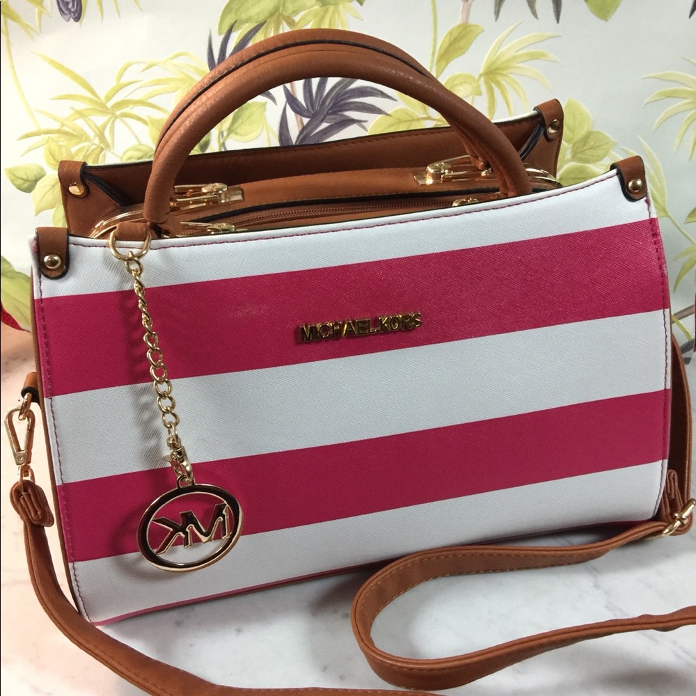 Popping pink mk purse